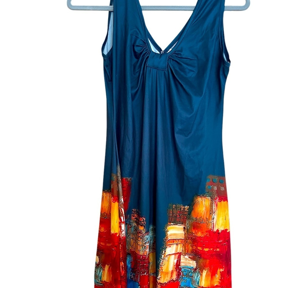 Women's knee length drsss 
Silky sexy size large